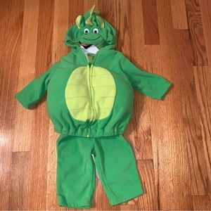 Infant Dragon - Dino hoodie outfit